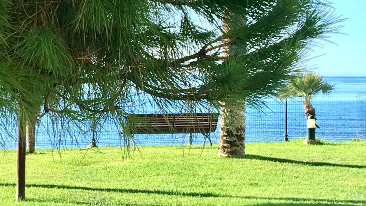 Mi Capricho 4C Beachfront -Apartment With Sea View - Costa Del Sol Sitio de Calahonda 外观 照片